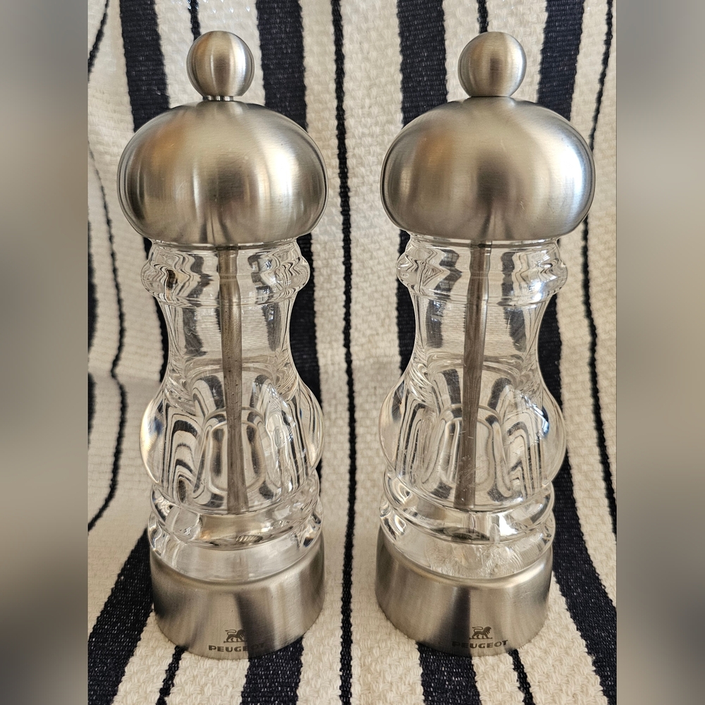 Peugeot Stainless Steel and Acrylic Salt and Pepper Mill/Grinder Set